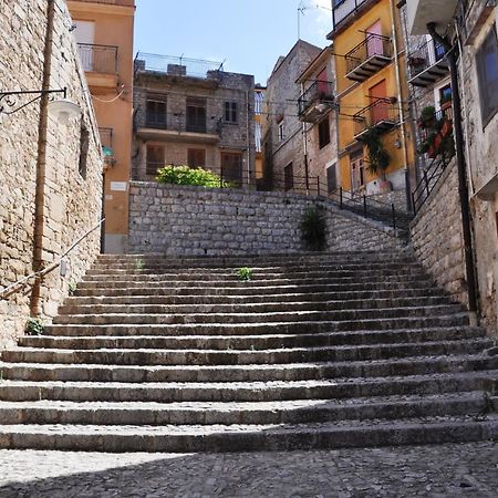 Villetta In Centro Storico Caccamo Buitenkant foto