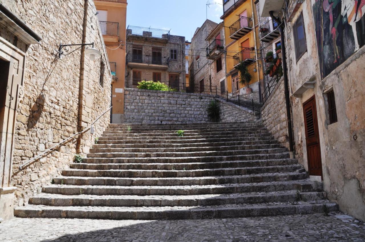 Villetta In Centro Storico Caccamo Buitenkant foto