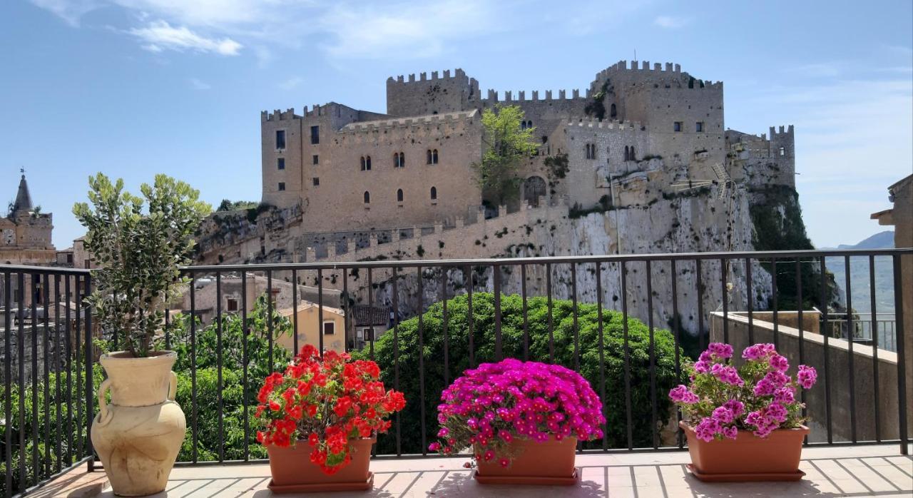 Villetta In Centro Storico Caccamo Buitenkant foto