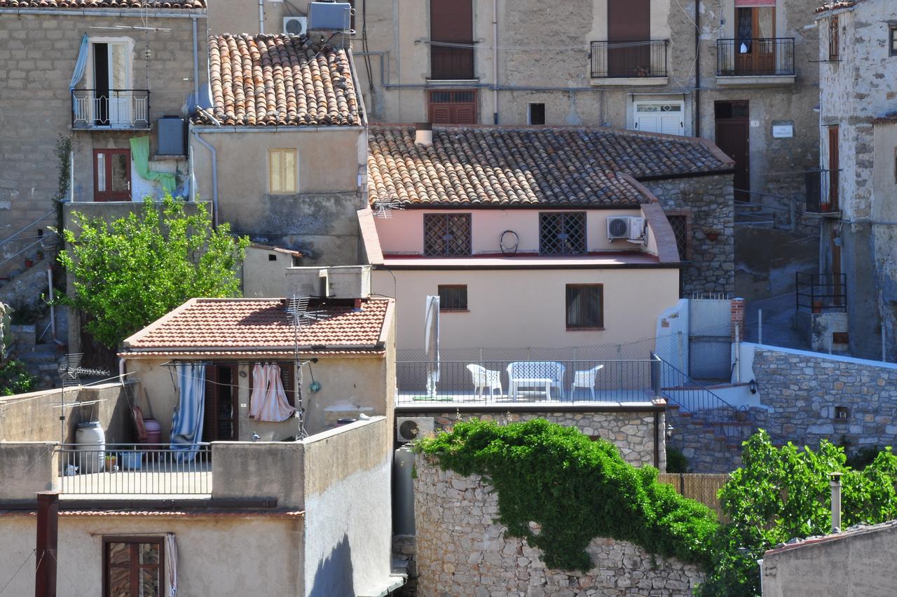 Villetta In Centro Storico Caccamo Buitenkant foto
