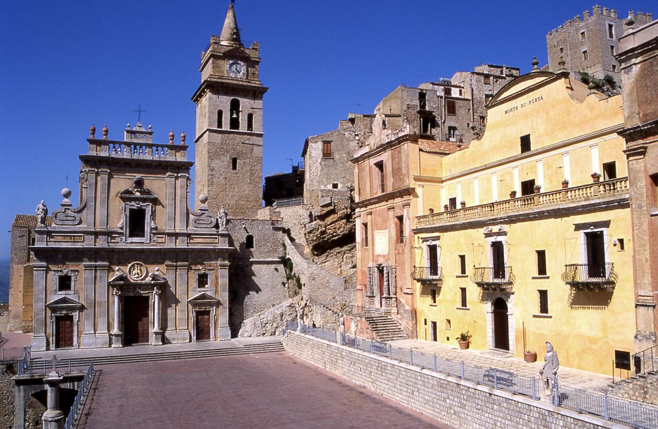 Villetta In Centro Storico Caccamo Buitenkant foto