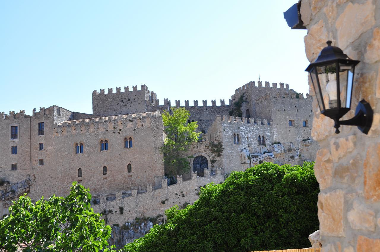 Villetta In Centro Storico Caccamo Buitenkant foto