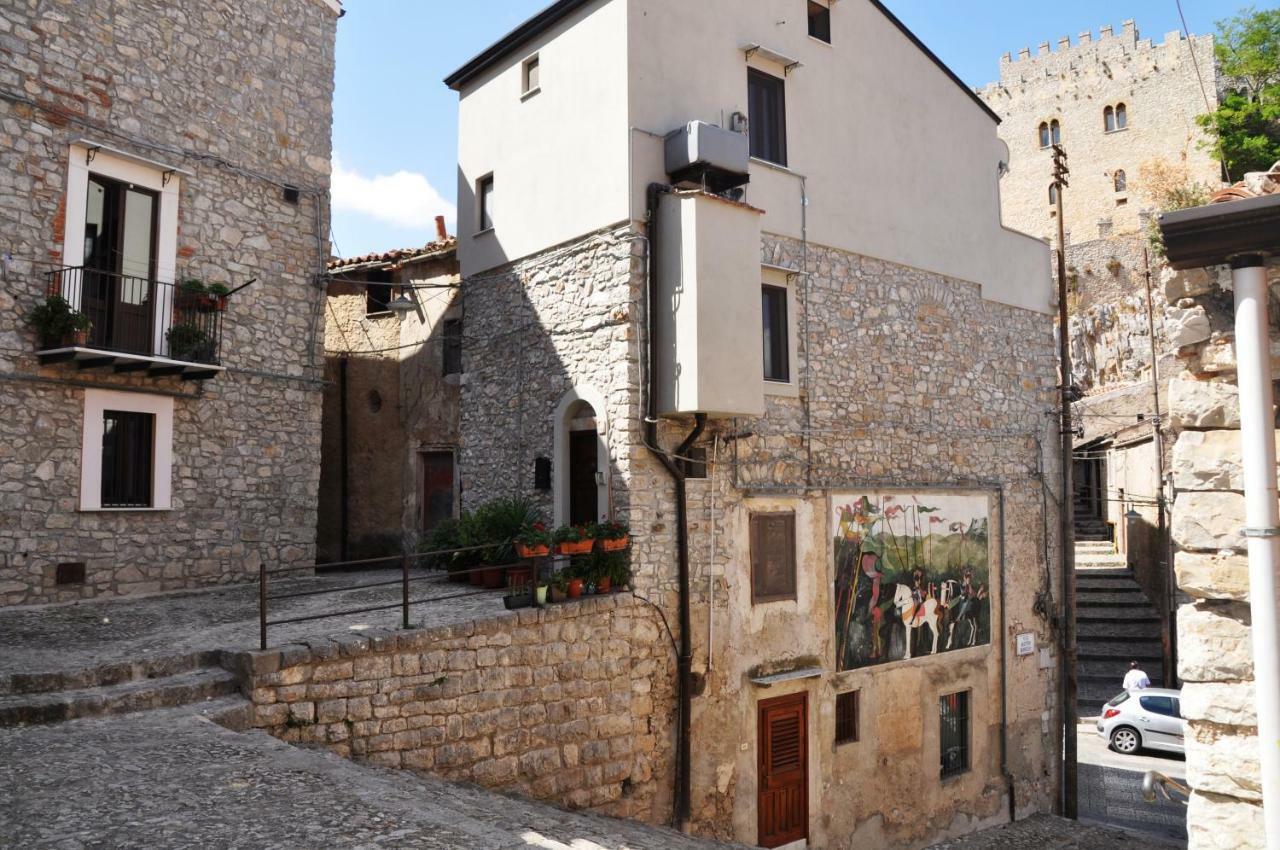 Villetta In Centro Storico Caccamo Buitenkant foto
